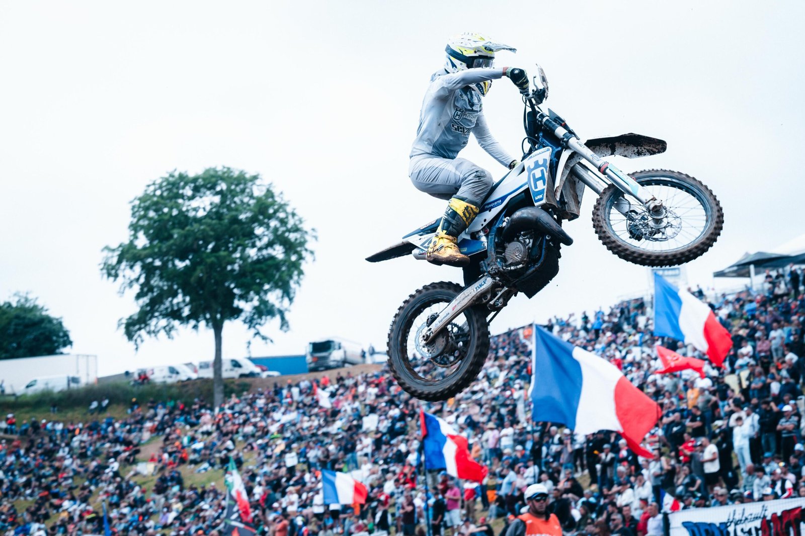 PHOTO-2025-06-04-17-50-34 2